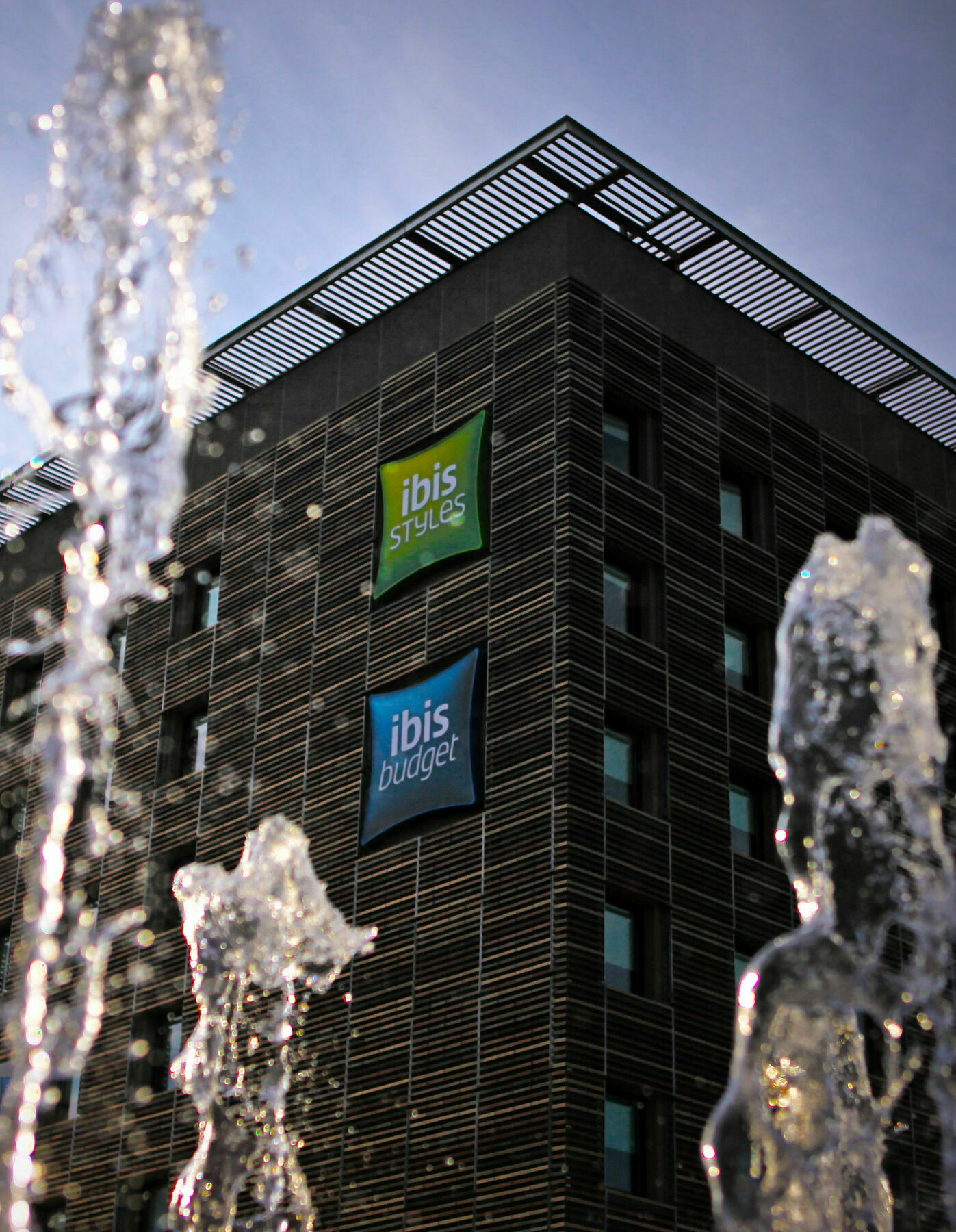 Ibis Styles Nimes Gare Centre Hotel Bagian luar foto